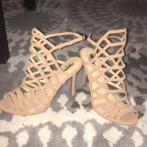 Tan heels! Worn 2-3 times